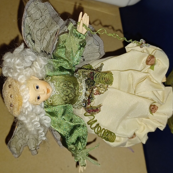 A Boyds 2001 Fairy/Angel 😇 - Picture 4 of 9